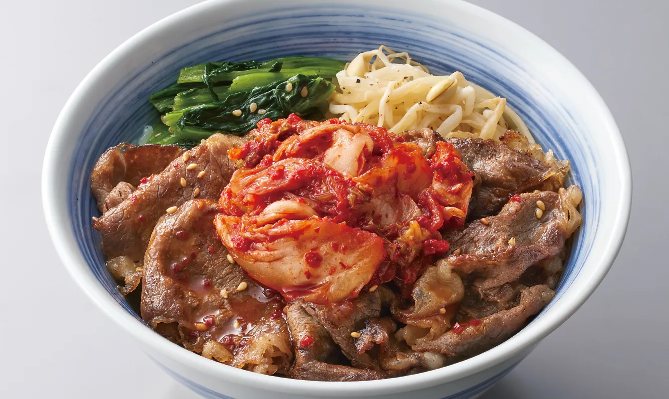 キムチ黒毛牛上カルビ丼